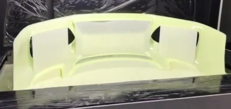 3D打印汽车保险杠.JPG